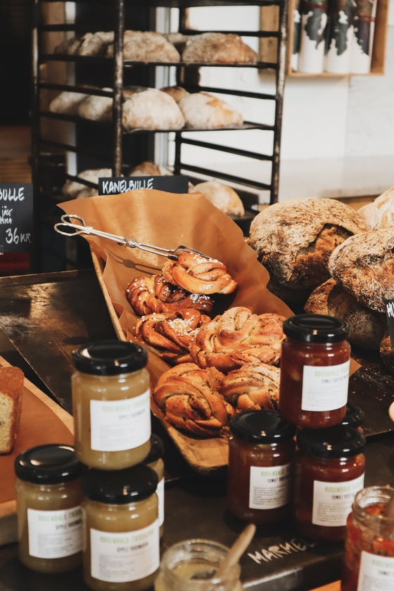 jams and bread